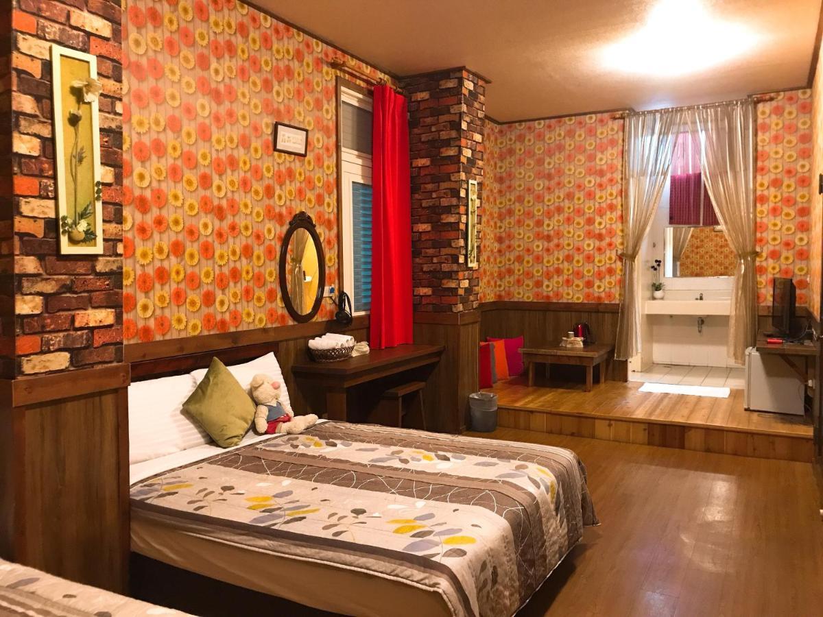 Puli Town B&B Екстериор снимка
